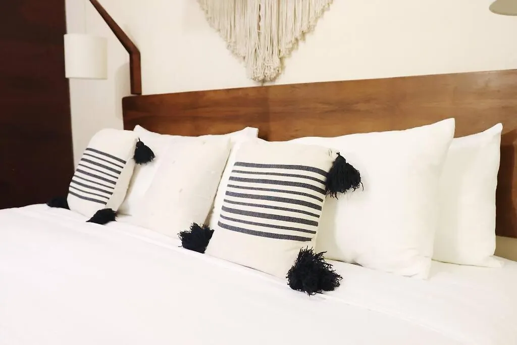 2Br Condo Plunge Pool In Tulum Mexico